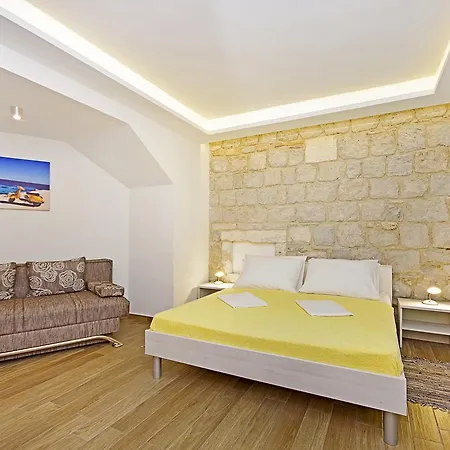 15887a Διαμέρισμα Σπλιτ